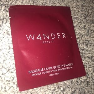 WANDER BEAUTY – BAGGAGE CLAIM GOLD EYE MASKS